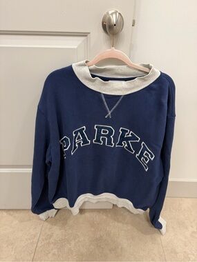 Parke L/XL Heritage Two Tone Mockneck Sweatshirt. 💙⚡️